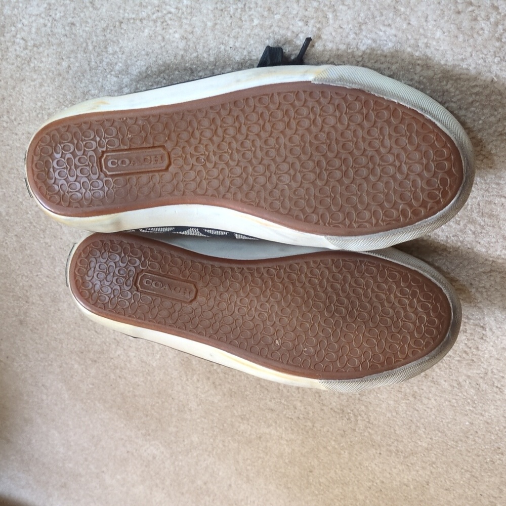 Coach Shoes, Size 7. Worn A Few Times. Canvas, Leather & Rubber. - Picture 6 of 7